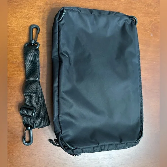 Vans Black Convertible Crossbody Bag - Picture 6 of 8